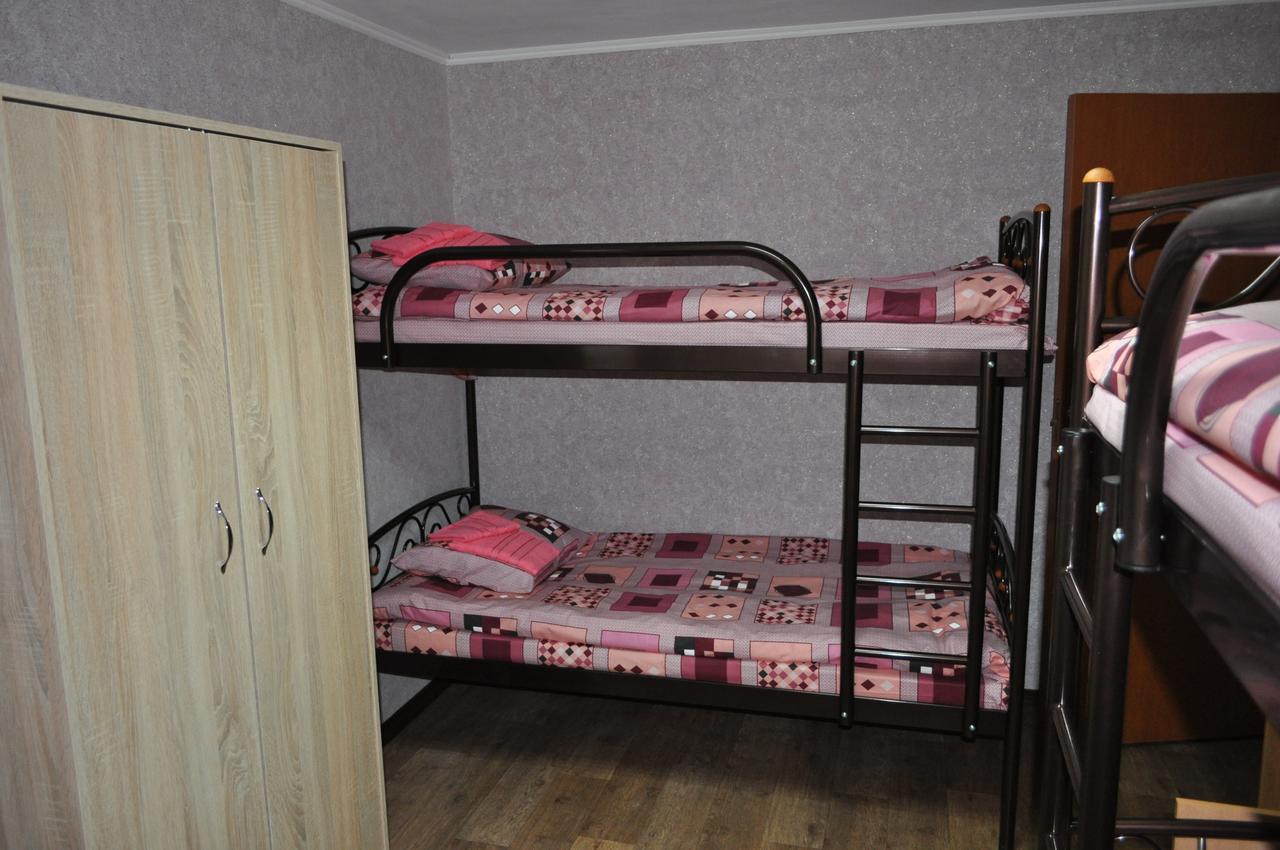 Hostel Bayit Kremenčuk Esterno foto
